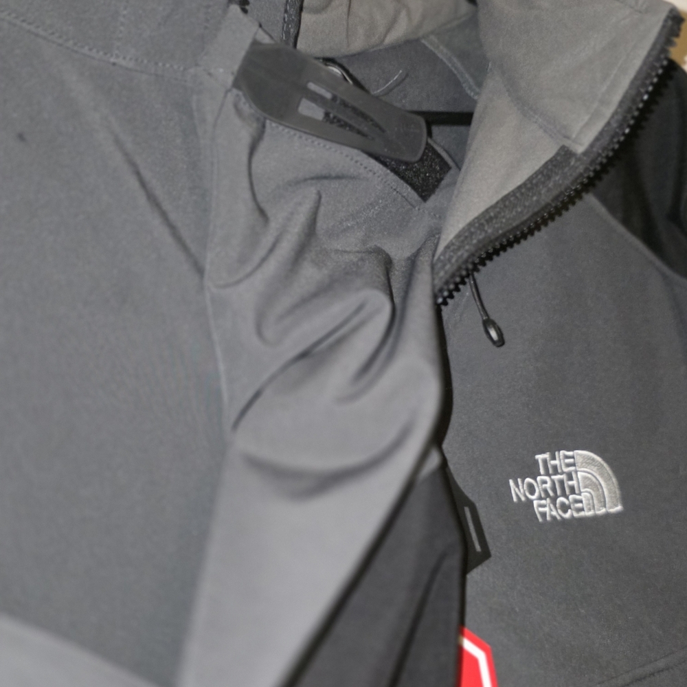 The North Face Men Impermeable (Summit Series) - Picture 6 of 7